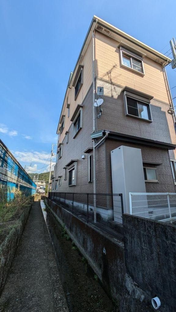 Spacious 5LDK House for Sale in Kochi City, Kochi Prefecture - Thumbnail 3