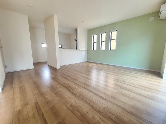 4LDK Detached House in Konosu, Saitama - 108m2 - Thumbnail 2