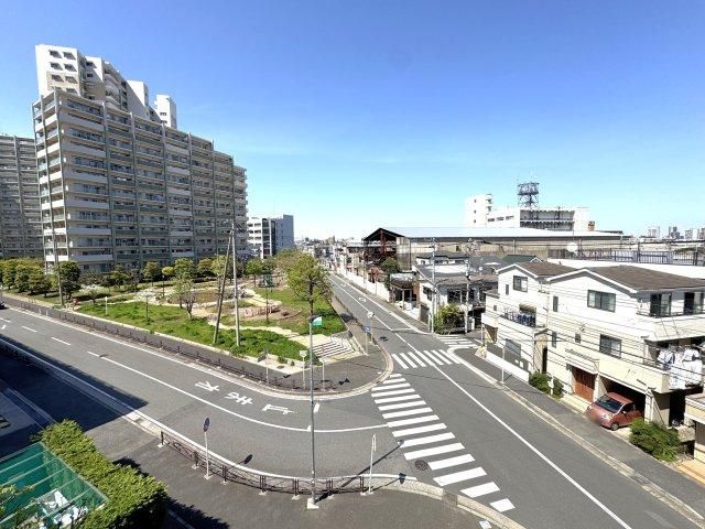 Island Grace 3LDK Apartment for Sale in Kawasaki, Kanagawa - Thumbnail 3