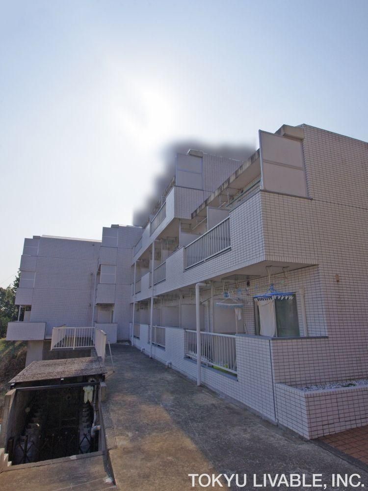 1K Condo for Sale in Nishi-ku, Yokohama - 15.07m2 - Image 1