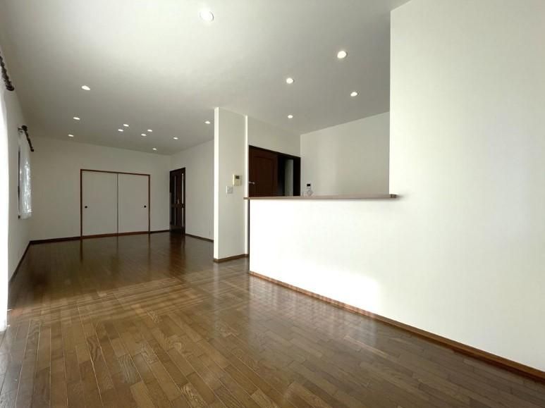 5LDK House for Sale in Funabashi, Chiba with Rooftop Terrace - Thumbnail 3