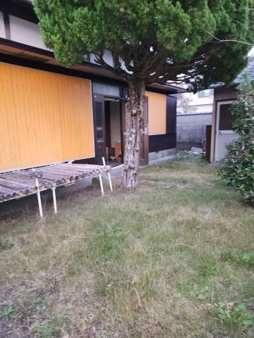Traditional 3SDK Wooden House with Warehouse for Sale in Minamiawaji - Thumbnail 2