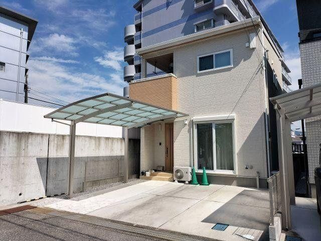 Modern 2LDK+S Home for Sale in Kochi City, Kochi Prefecture - Thumbnail 3