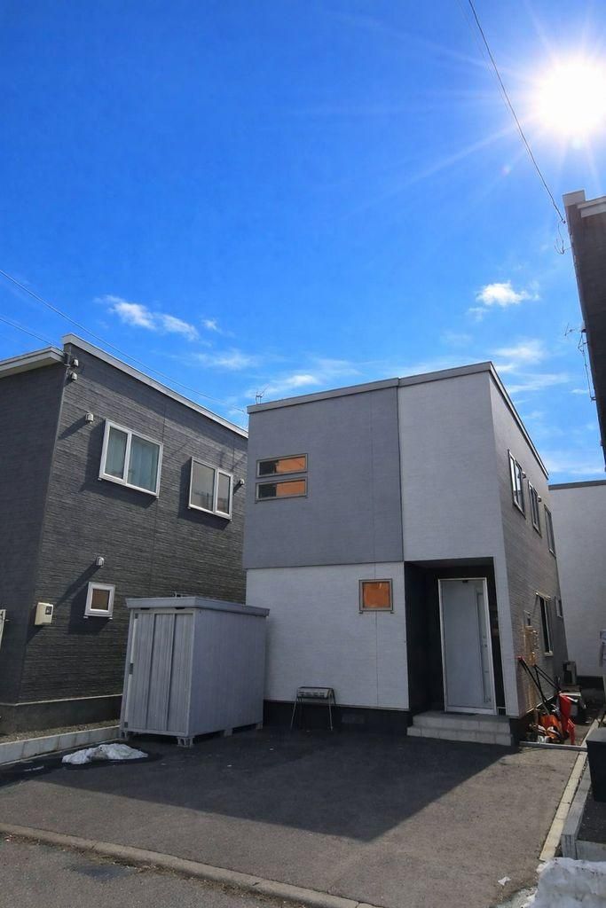 3LDK Detached House for Sale in Higashi-ku, Sapporo, 84.87m² - Thumbnail 2