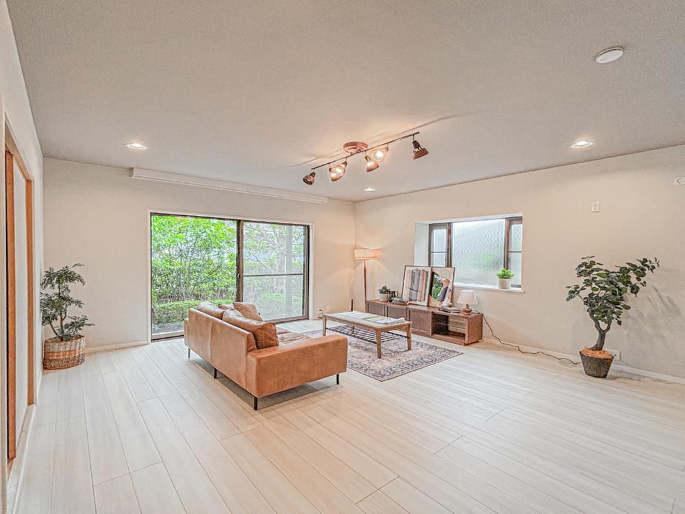 Renovated 4LDK House in Asao-ku Kawasaki with 60 Tsubo Lot - Thumbnail 4