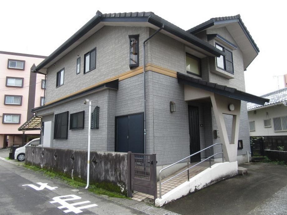 4LDK Detached House for Sale in Miyazaki City - Thumbnail 2