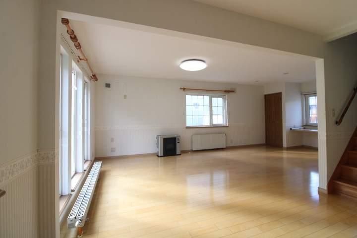 3LDK+S Renovated House in Ebetsu, Hokkaido - 117m2 - Thumbnail 3