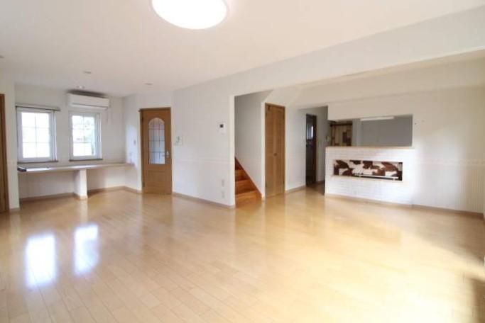 3LDK+S Renovated House in Ebetsu, Hokkaido - 117m2 - Thumbnail 2