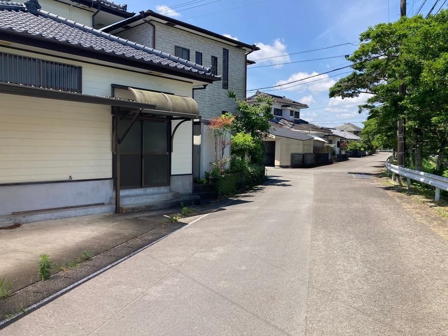 4DK Detached House for Sale in Takaoka-cho, Miyazaki City - 125.86 sqm - Thumbnail 4