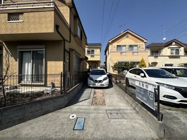 Renovated 3LDK House for Sale in Hachioji, Tokyo - Thumbnail 2