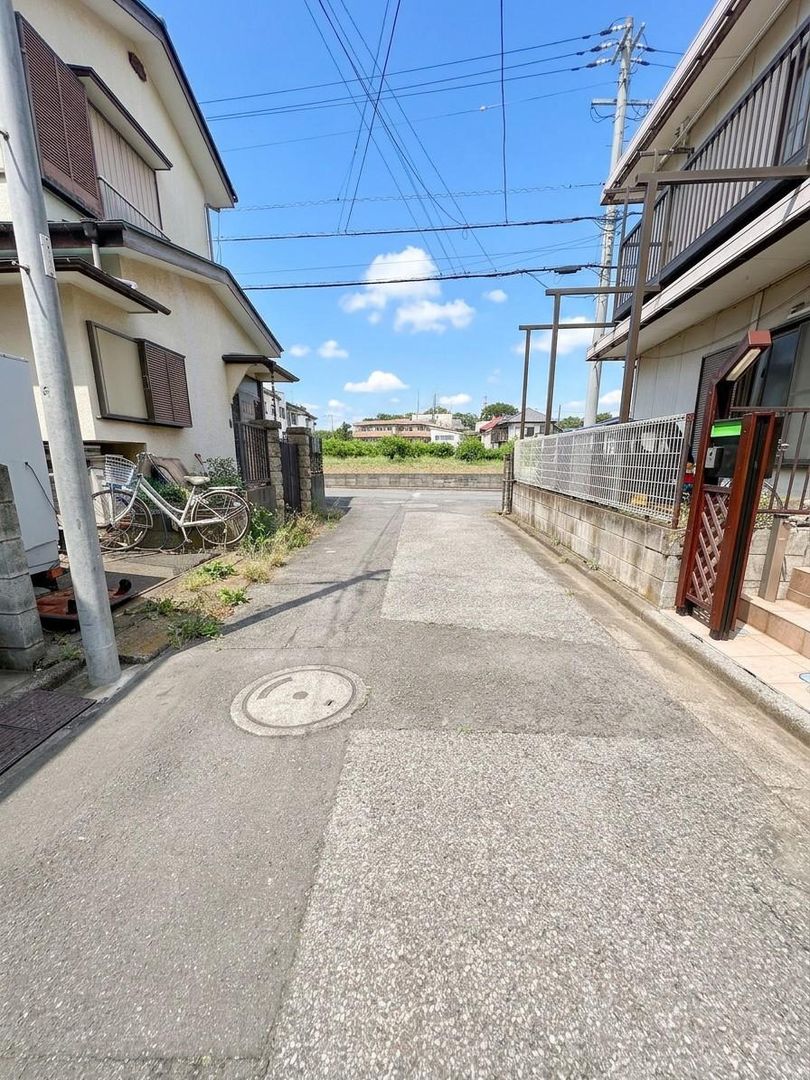 3LDK Corner House for Sale in Wako City, Saitama - Thumbnail 2