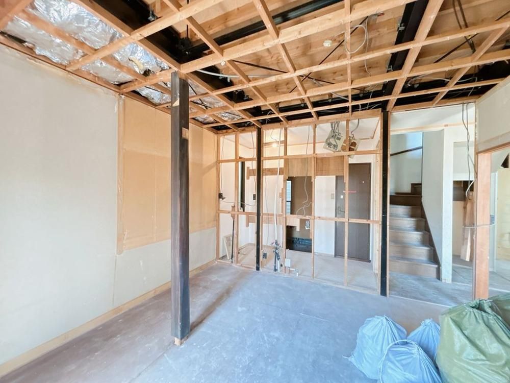 Renovated 4LDK House in Funabashi, Chiba - Thumbnail 2