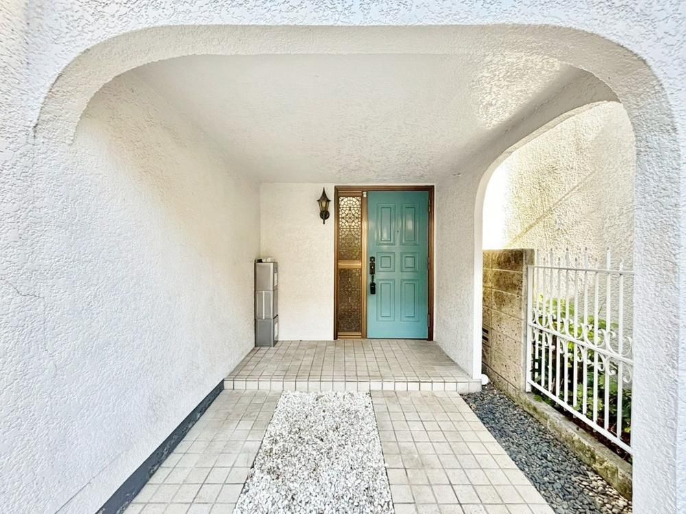Renovated 2DK House Near Higashi-Nagasaki Station in Toshima - Thumbnail 3