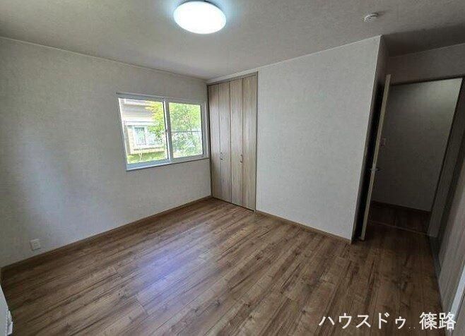 Renovated 4LDK+S House in Sapporo Higashi Ward with Parking - Thumbnail 4