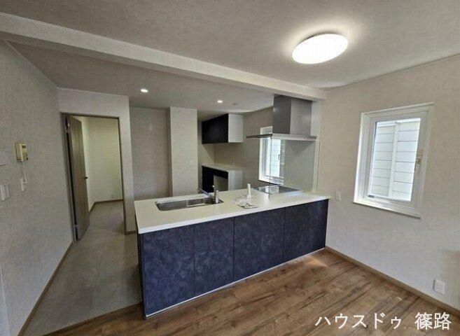 Renovated 4LDK+S House in Sapporo Higashi Ward with Parking - Thumbnail 3