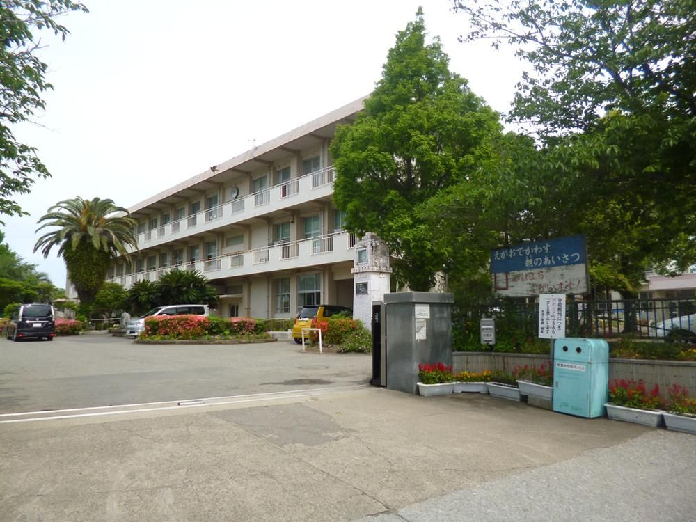 4LDK Riverside Apartment for Sale in Miyazaki City - Thumbnail 3