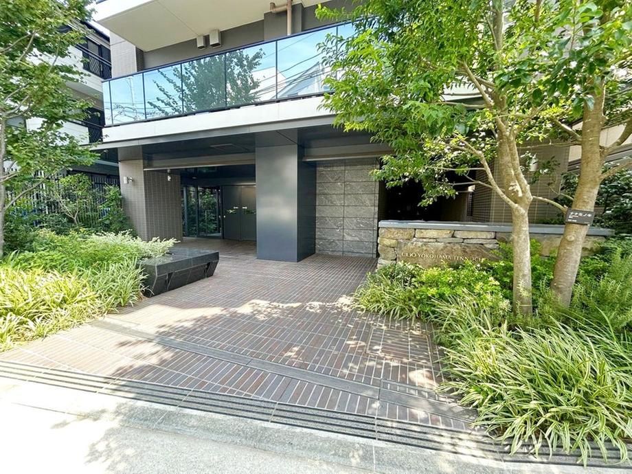 2LDK Apartment for Sale in Nishi-ku, Yokohama - Thumbnail 3