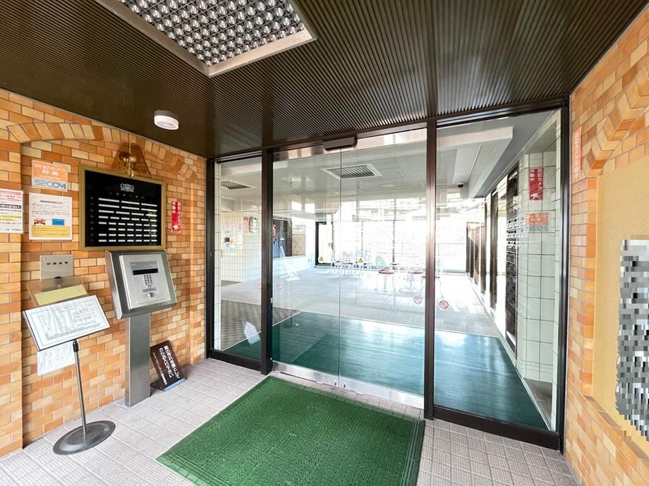 Renovated 3LDK Apartment in Sendai Aoba Ward, 81.9m2 - Thumbnail 2