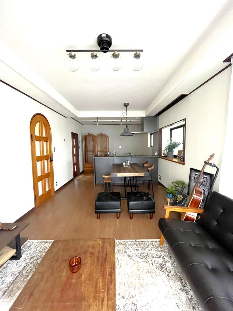 Renovated 4LDK House in Funabashi Near Misaki Station - Thumbnail 2
