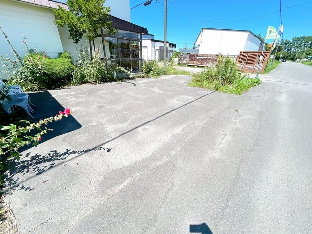 Land for Sale in Higashi-Kashiwagi-cho, Sapporo - 232.31 sqm - Thumbnail 4