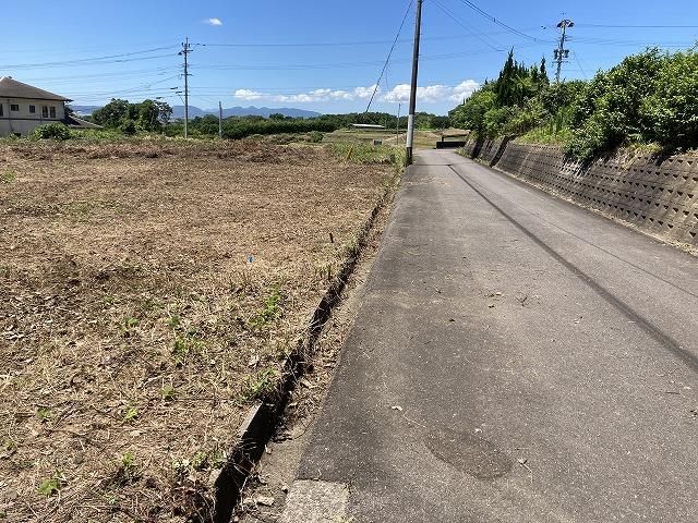 Land for Sale in Isahaya City, Nagasaki - 920 sqm with Ariake Sea Views - Thumbnail 3