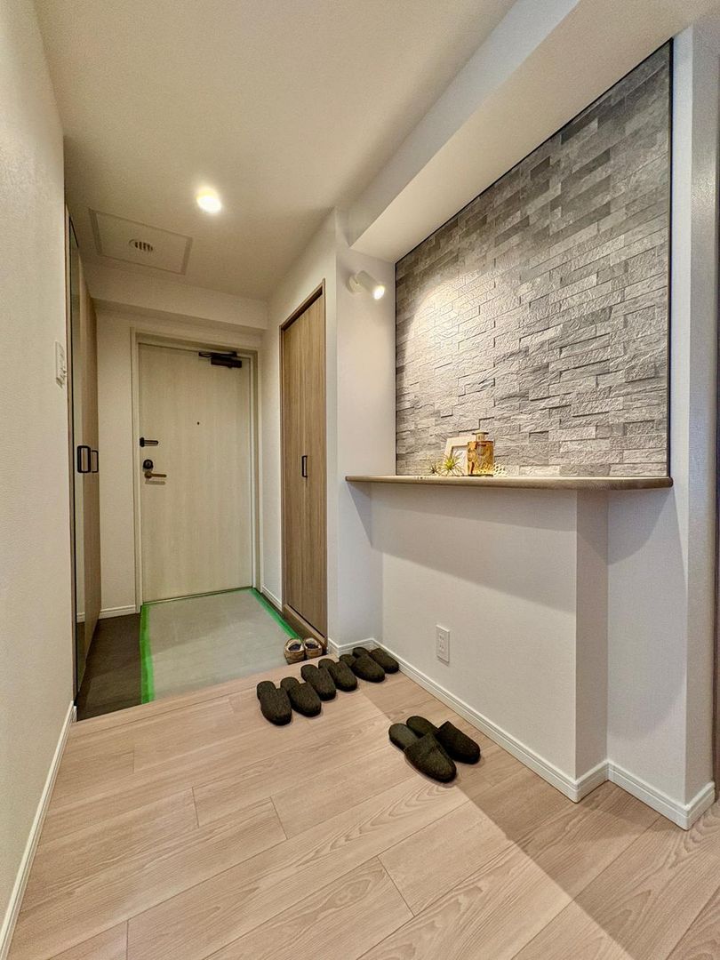 Renovated 3LDK+S Apartment in Shiroishi-ku, Sapporo - Thumbnail 2