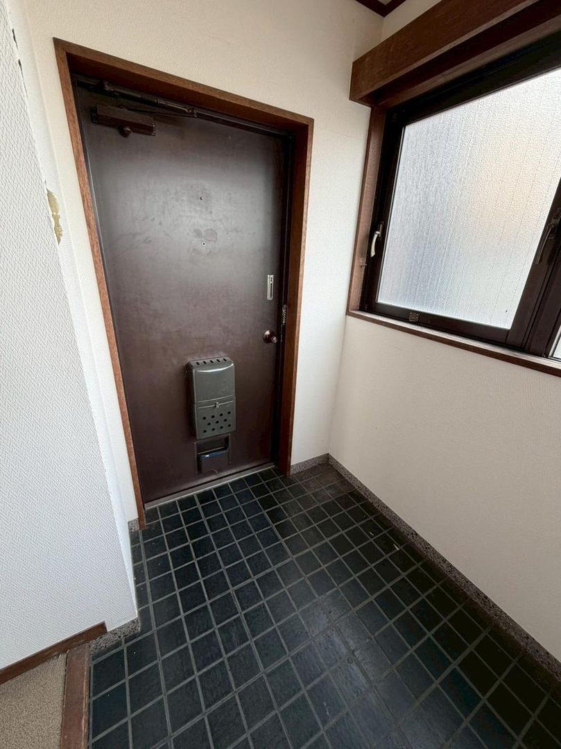 Spacious 2LDK Apartment for Sale in Sendai Aoba Ward - Thumbnail 3