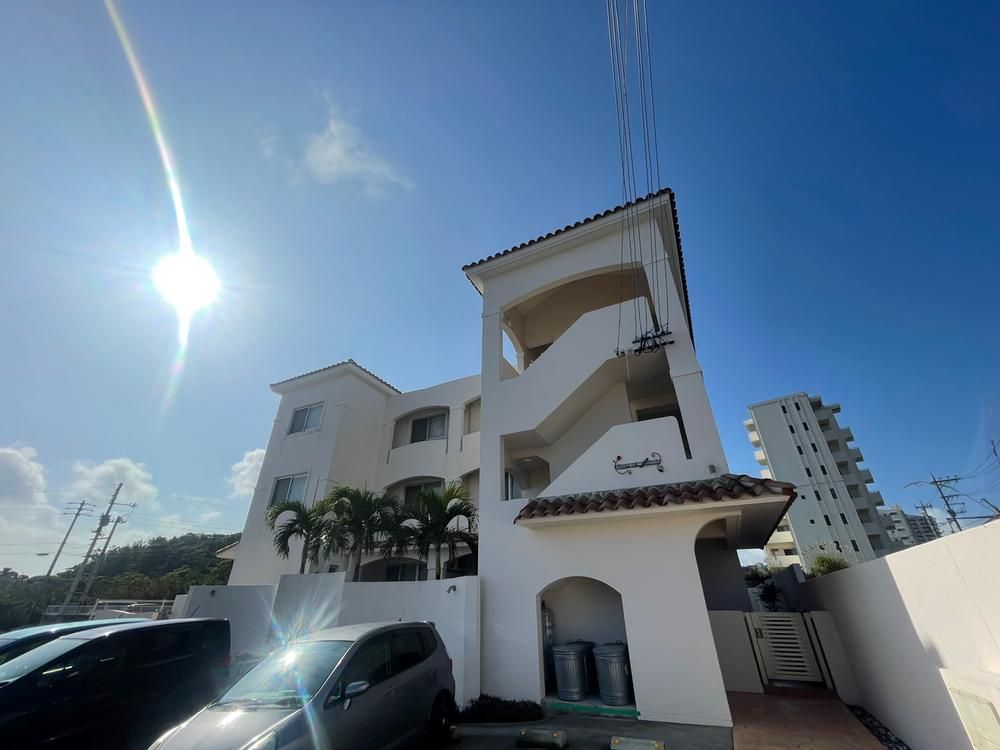 Three-Storey RC Home in Okinawa - 601 sqm - Thumbnail 3