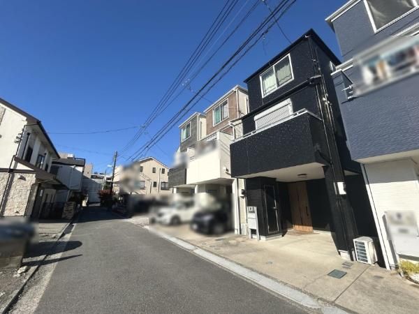 2LDK+S House for Sale in Totsuka-ku, Yokohama - Thumbnail 2