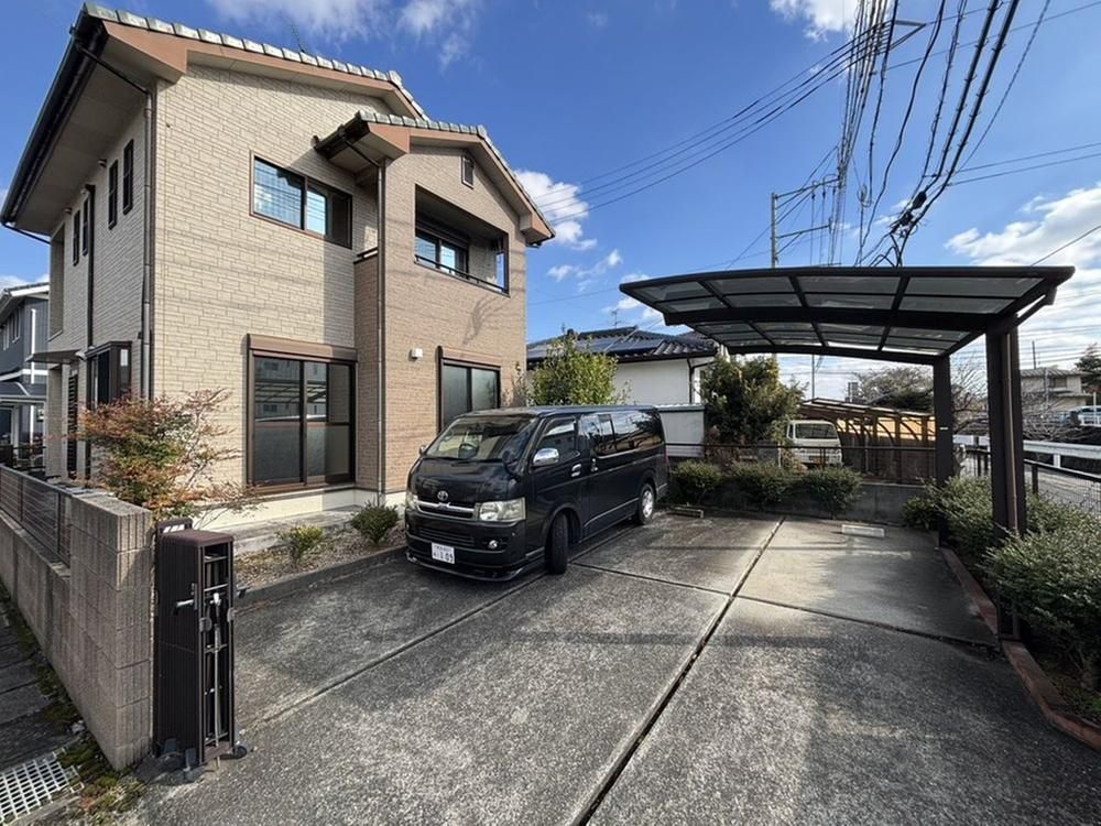 4LDK+S Detached House for Sale in Kumamoto's Kita Ward - Image 1