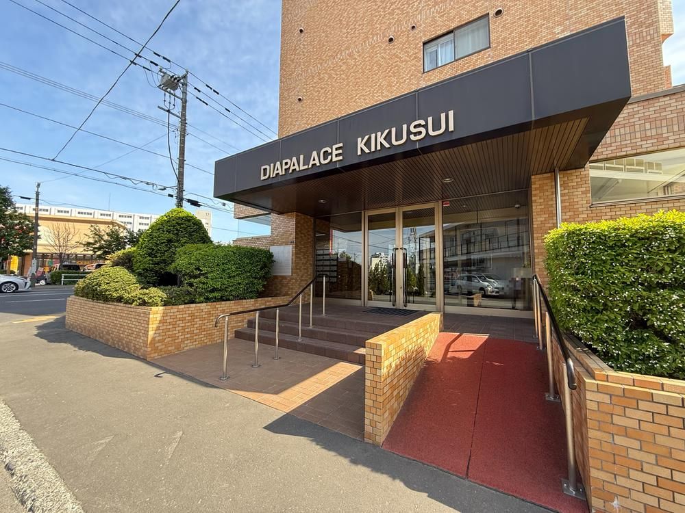 Renovated 1R+S Apartment for Sale in Shiroishi, Sapporo - Thumbnail 2