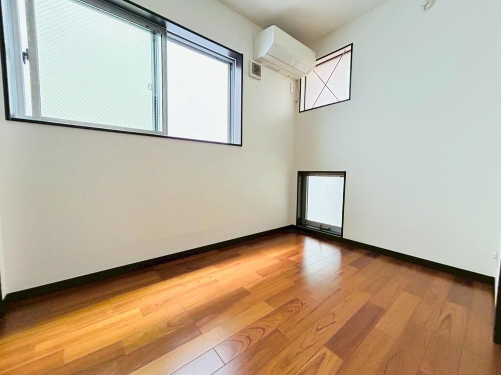 3LDK House for Sale in Nakano, Tokyo - 73.69m2 - Thumbnail 4