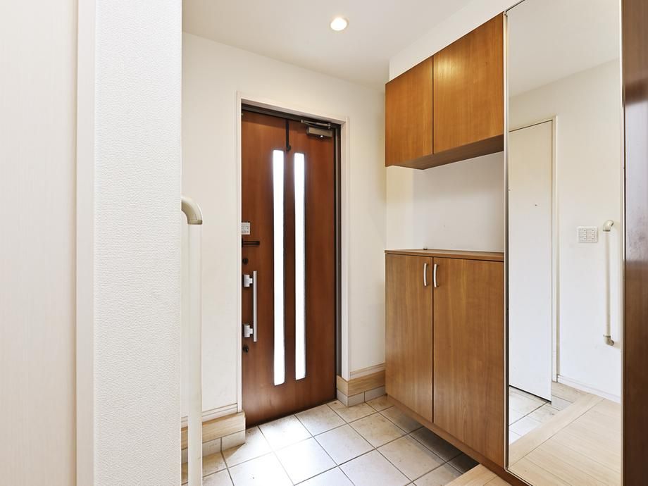 3LDK Used House for Sale in Inzai, Chiba - 36.61 tsubo - Thumbnail 2