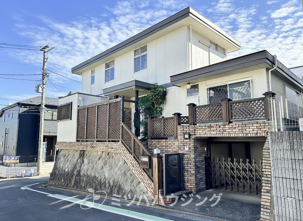 5LDK House with Garden in Nagatadai, Yokohama - Thumbnail 3