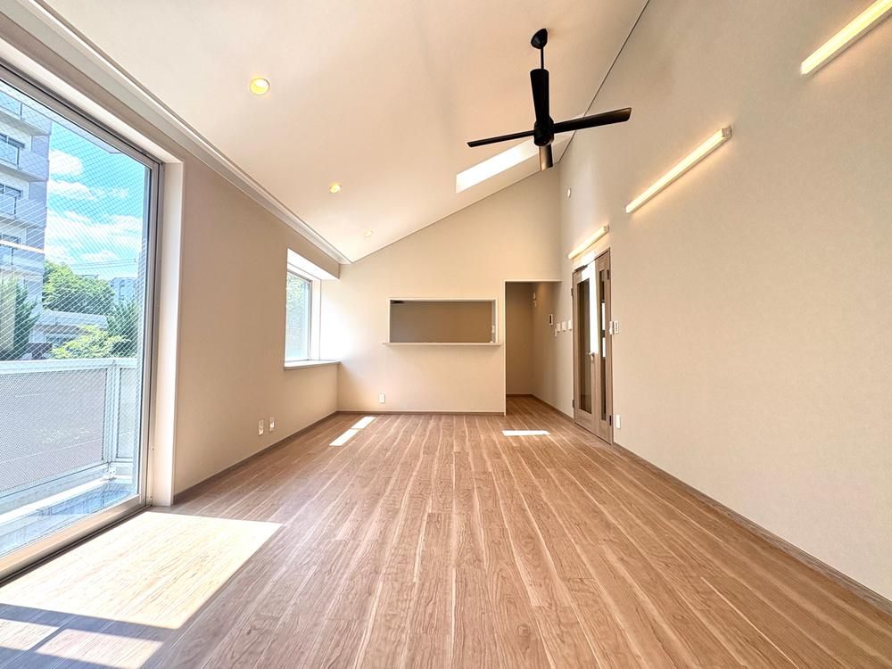 2LDK RC House in Toshima, Tokyo with Parking - Thumbnail 4