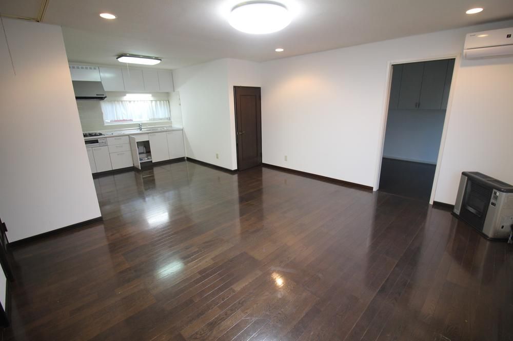 3LDK Detached House for Sale in Chitose, Hokkaido - Thumbnail 4