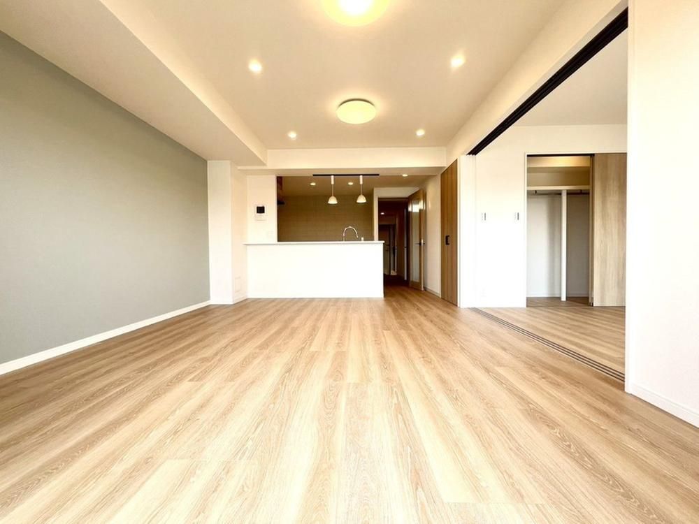 Renovated 3LDK Apartment in Kawasaki, Kanagawa - Thumbnail 4