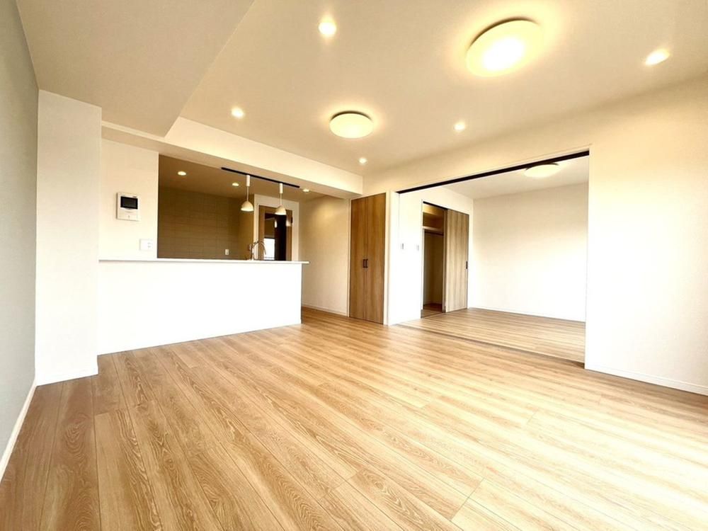 Renovated 3LDK Apartment in Kawasaki, Kanagawa - Thumbnail 3