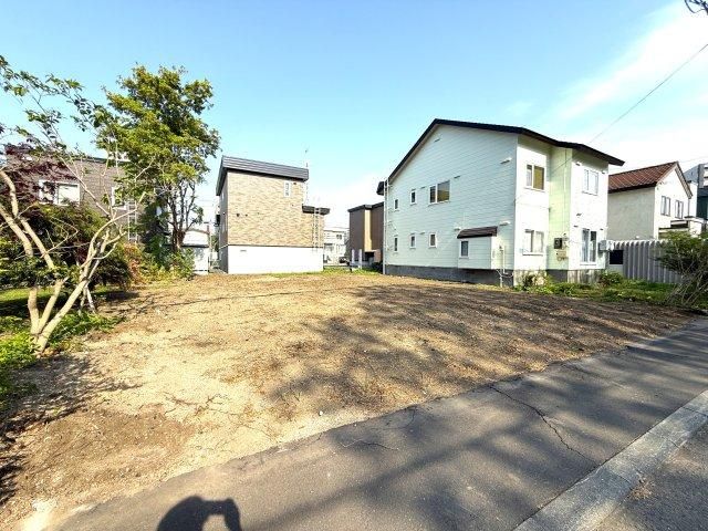 242 sqm Building Land in Higashi-ku, Sapporo near Sakae-machi Station - Thumbnail 4