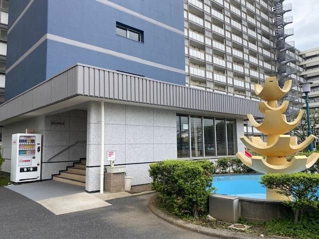 Renovated 2LDK Apartment Near Hirama Station in Kawasaki - Thumbnail 2
