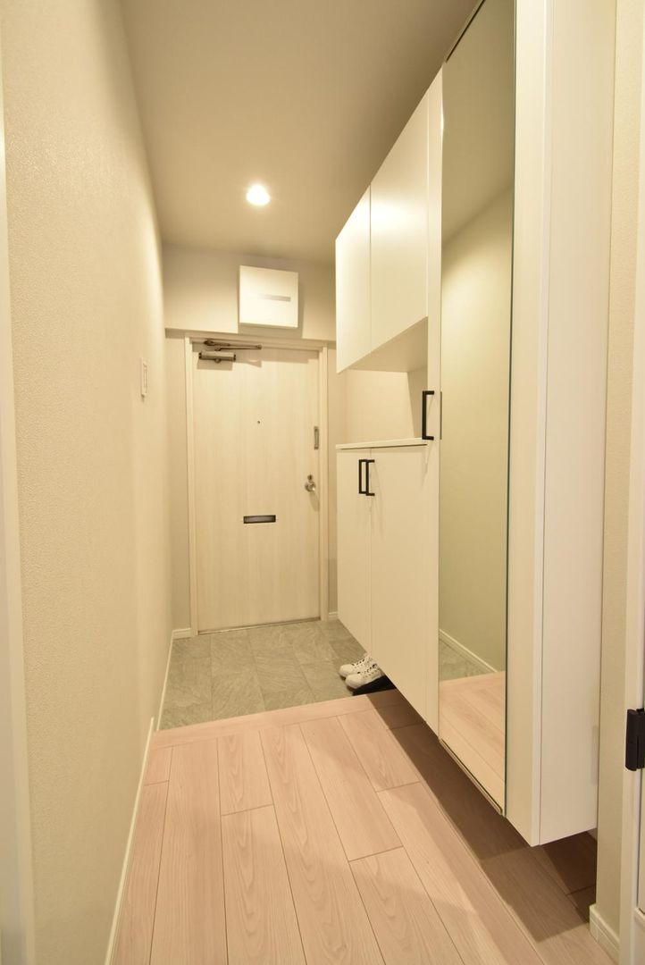 Renovated 3LDK Apartment in Kita Ward, Osaka City - Thumbnail 2