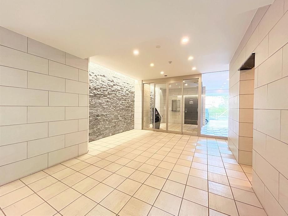 Presance Loge Jyoshin Park Side 3LDK Apartment in Nagoya - Thumbnail 4