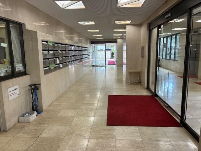 Renovated 1LDK Apartment in Central Miyazaki City - Thumbnail 2