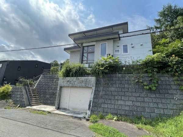 Land for Sale in Maruyama Nishi-machi, Chuo-ku, Sapporo - 392m2 - Thumbnail 2