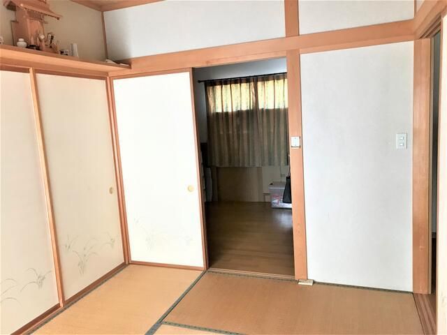 5LDK+S Resale House in Fukushima City with South-Facing Garden - Thumbnail 4