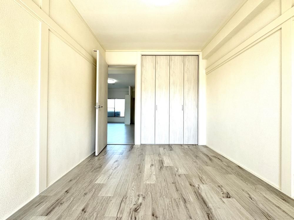 2DK Apartment for Sale in Hodogaya-ku, Yokohama - Thumbnail 4