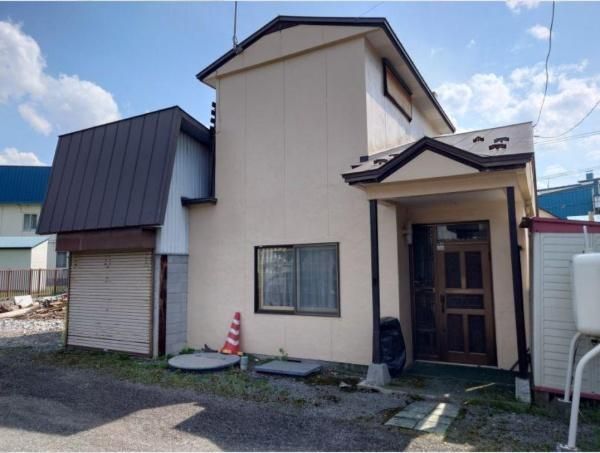 4LDK House for Renovation in Asahikawa, Hokkaido - 2.5 Million Yen - Thumbnail 2