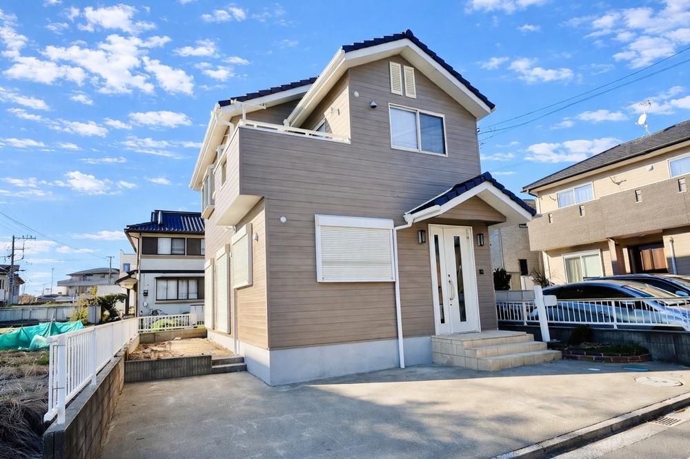 Renovated 4LDK House in Moriya, Ibaraki - 94m² - Thumbnail 2