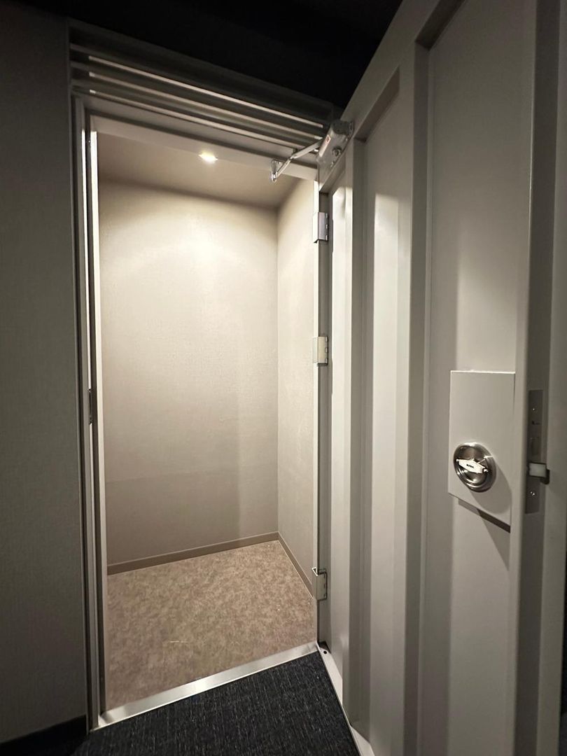 2LDK Apartment in Minato, Tokyo - 61.24m² - The Park House Takanawa Tower - Thumbnail 2