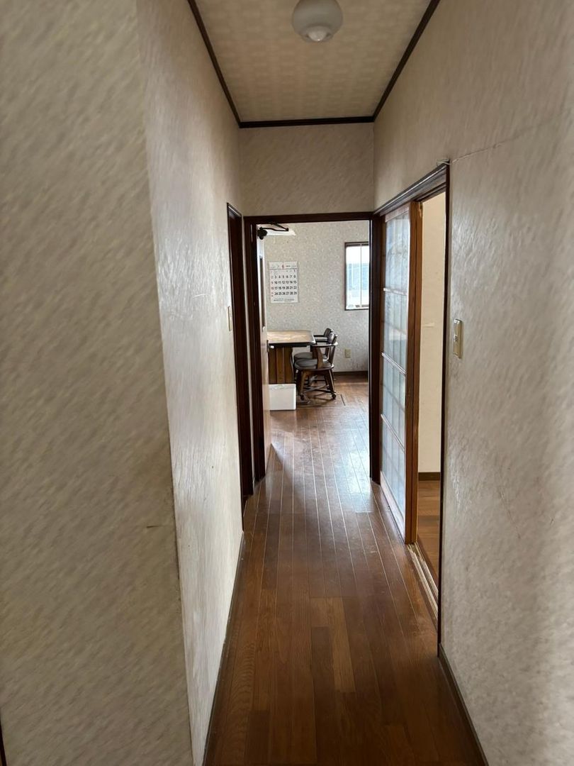 Used 4DK House Near Minami-Miyazaki Station - 112m2 - Thumbnail 4